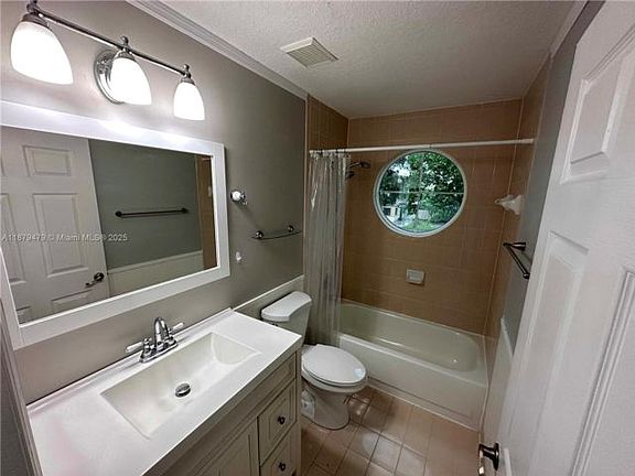 5th image of 2611 Regalia Way