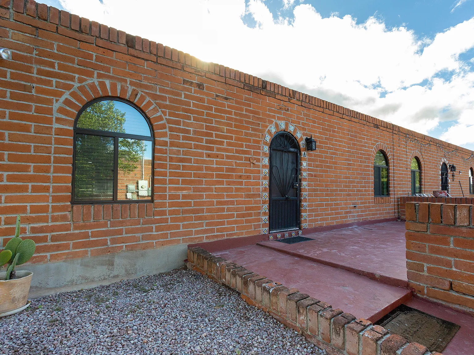 2 bed, 935 sqft, $1,100 — Photo 3