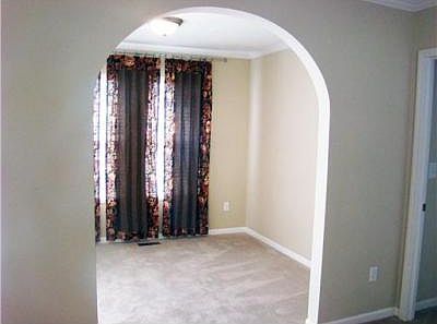 2nd image of 151 Morgan Ln