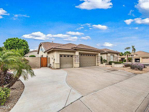 3rd image of 8038 W SANDS Drive