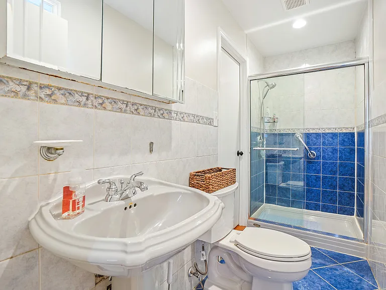 4506 Gretna St — Photo 9
