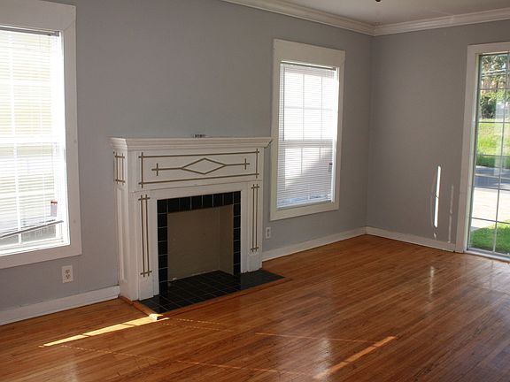 2nd image of 119 Olive St