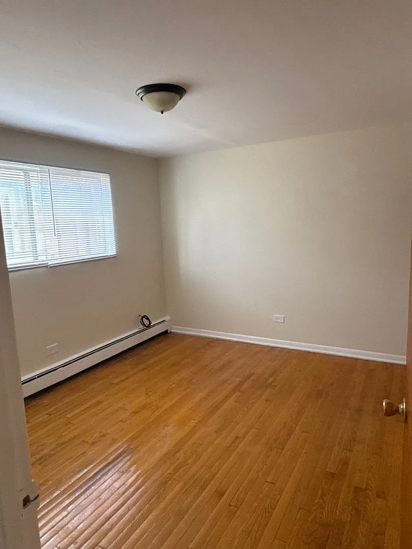 12619 - 12623 Lincoln Street — Photo 3