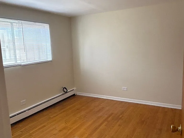 12619 - 12623 Lincoln Street — Photo 3