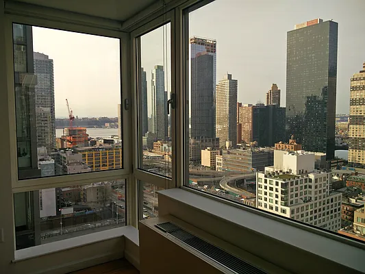 Rented by Lalezarian Properties | media 16