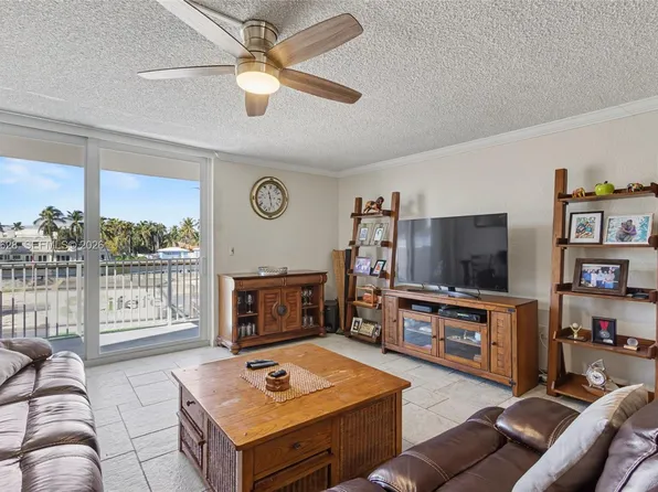 211 S Ocean Dr APT 205, Hollywood, FL 33019