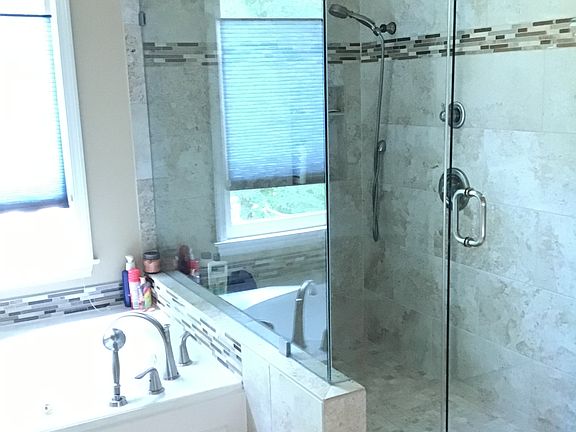 3rd image of 1525 Carrington Ct