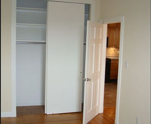 5th image of 711 Putnam Ave Floor 4