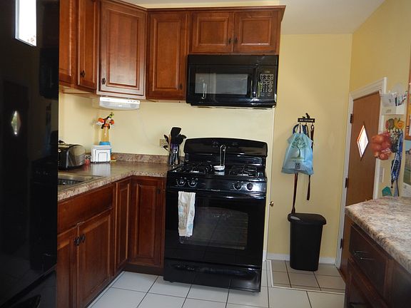 2nd image of 5444 N Oketo Ave
