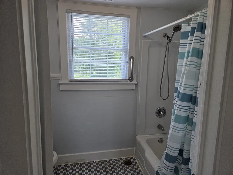 103 E Bearden St — Photo 11