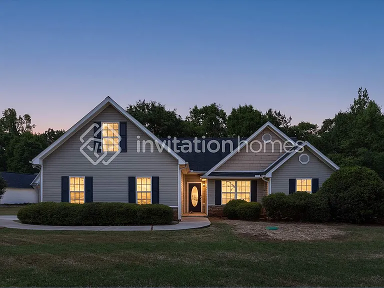 10 Tabitha Ct — Photo 1