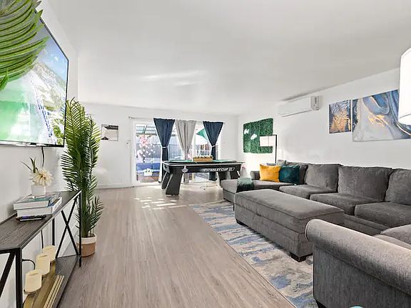 2nd image of 1538 Ocala Ave