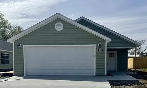 408 N Elliott St — Photo 22