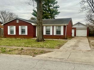 112 Dan Dr, Versailles, KY 40383
