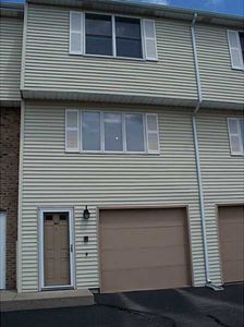 53 Columbus Ave APT 303, North Providence, RI, 02911