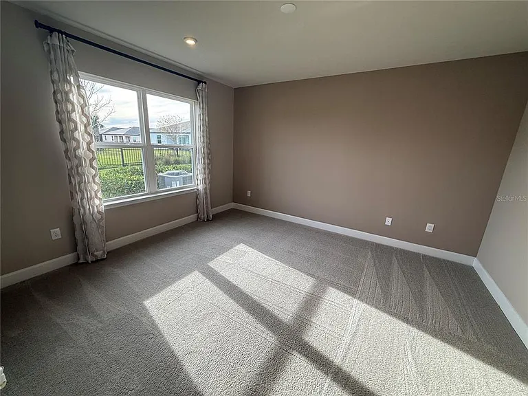 10013 Daybreak Gln — Photo 20