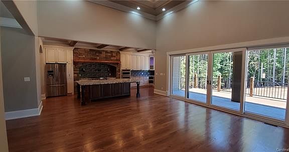 4th image of 1017 Fern Hill Rd #80