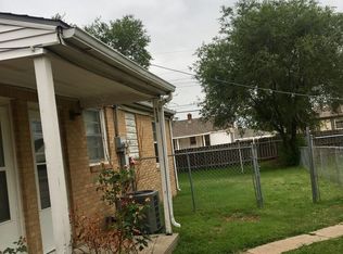 6118 E Oakwood Dr, Wichita, KS 67208