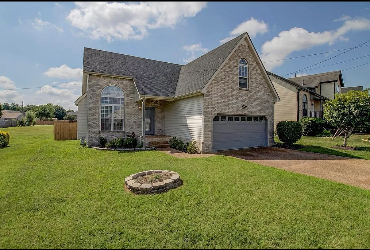 6240 Rocky Top Dr — Photo 1
