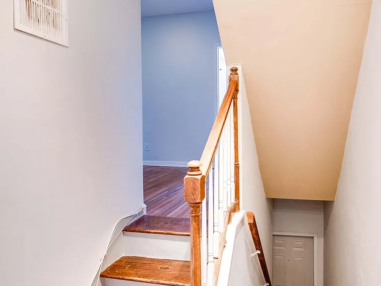 2905 W Girard Ave #2 — Photo 14