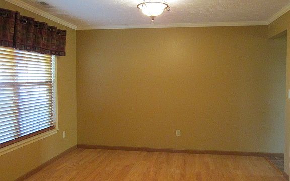 3rd image of 3924 Regal Valley Dr