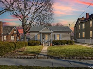 208 S Fillmore St, Edwardsville, IL