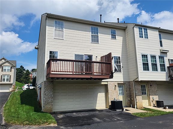 5th image of 182 Blue Grass Cir