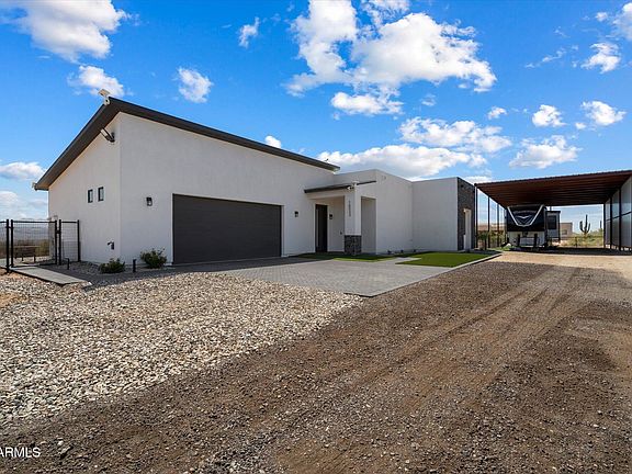 5th image of 16533 E DALE Lane