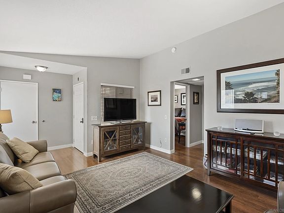 4th image of 7439 Altiva Pl