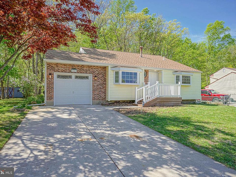 1st image of 383 Montgomery Dr