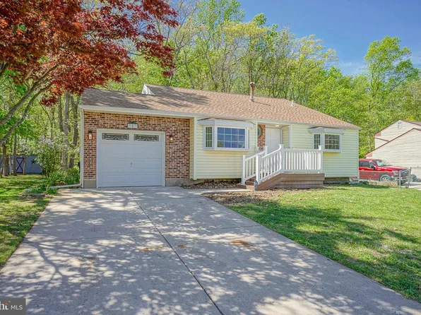 383 Montgomery Dr, Mantua, NJ 08051