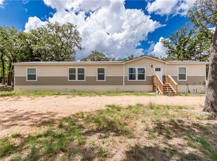 907 Fir Dr, Caldwell, TX 77836