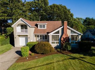 516 Shore Acres Ave, North Kingstown, RI 02852