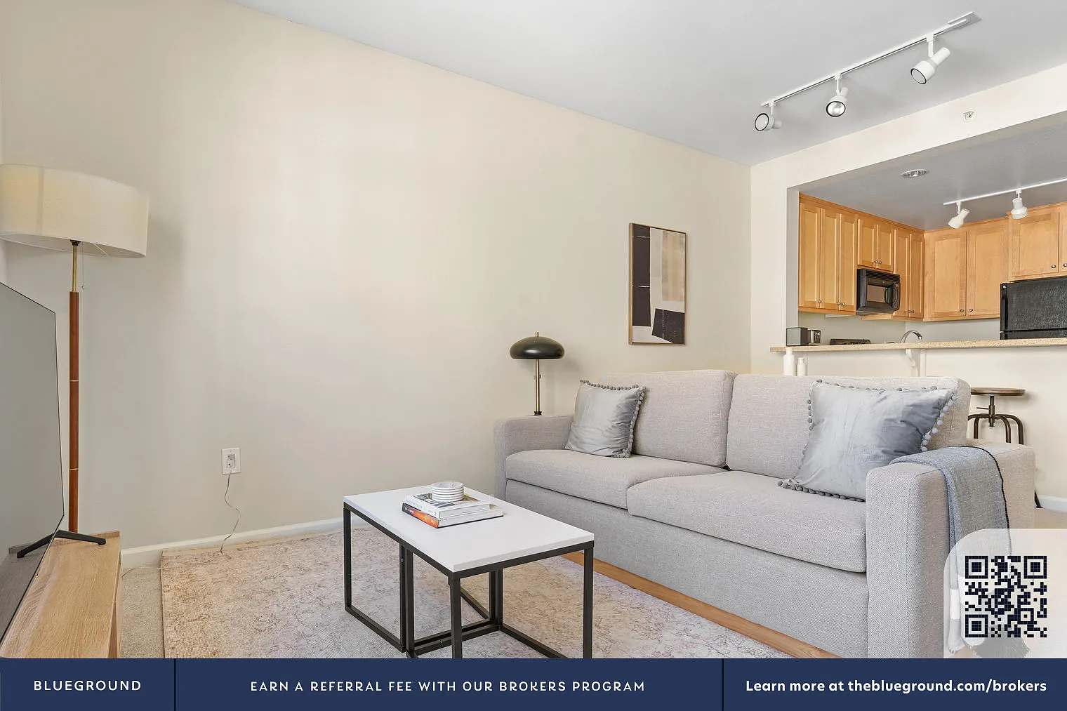 1 bed, 1.0 bath, 568 sqft, $2,870 — Photo 3