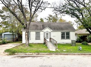 1010 E 28th St, Bryan, TX 77803