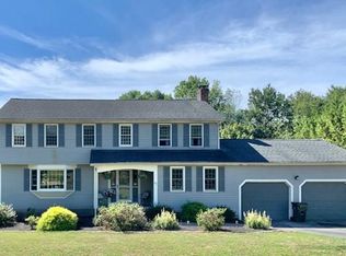 35 Fox Run Rd, Bellingham, MA 02019