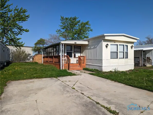 180 Rathbun Dr, Marblehead, OH 43440