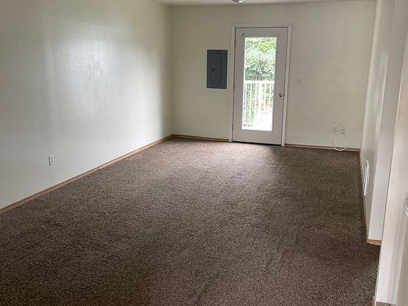 3rd image of 2700 W Maplewood Ave APT 302