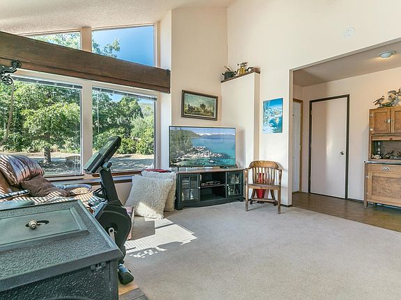 4th image of 715 Beaver Creek Cir