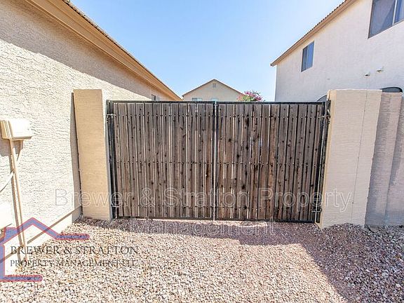 4th image of 10525 W Edgemont Dr