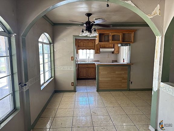 5th image of 1019 Vine St