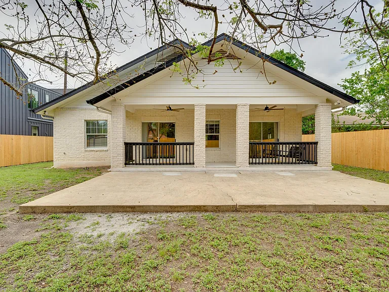 4601 Eilers Ave — Photo 12
