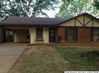 6585 Forestgate Rd, Horn Lake, MS 38637