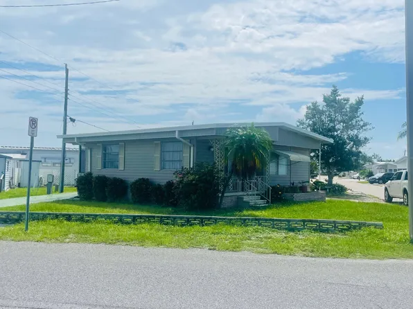 1817 Wisconsin Ave, Bradenton, FL 34207