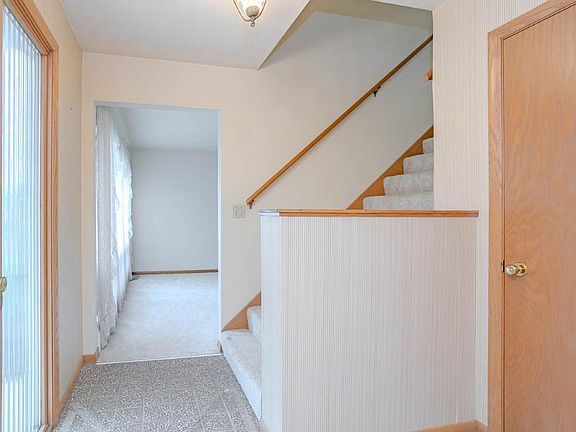 4th image of 2110 HEMLOCK AVENUE