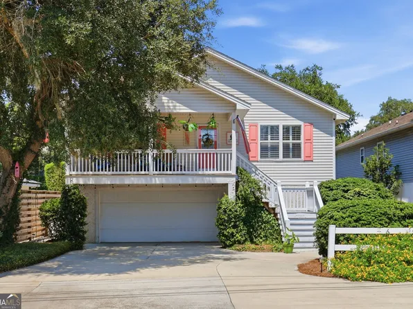 1007 Mallery St, Saint Simons Island, GA 31522