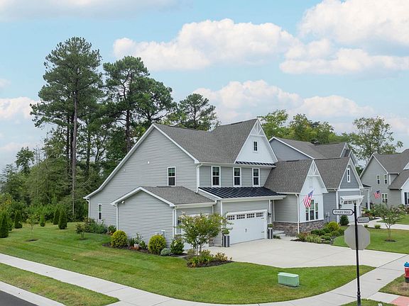 4th image of 21009 Trailside Ct