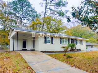 2858 Carriage Ln, Atlanta, GA 30349