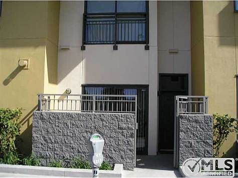 3rd image of 1277 Kettner Blvd Unit 105