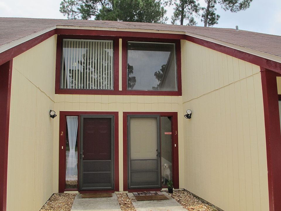 Apt 2 is on the left.